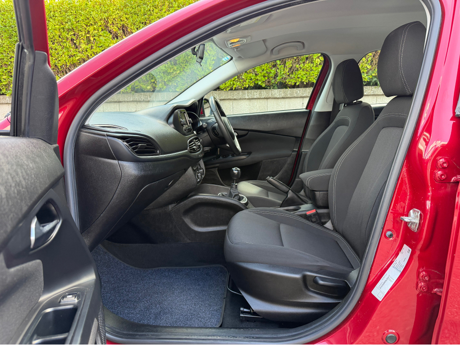 Fiat Tipo 1.4 Petrol 5dr Hatchback | AA approved | Full service history | 2 keys | April 28 nct | 280e tax | Sold serviced and valeted with motor history check and warranty provided. — thumbnail 19