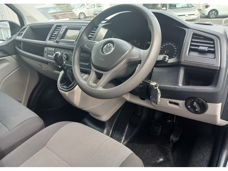 2020 Volkswagen Transporter 2L Diesel For Sale Images