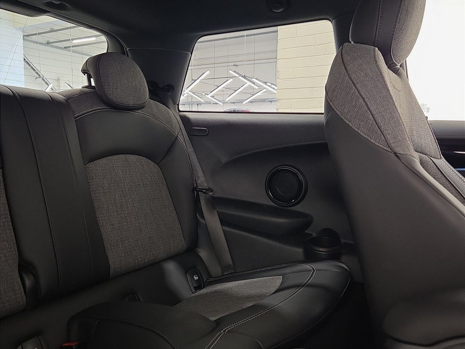2023 MINI Hatch 0L Electric For Sale Images