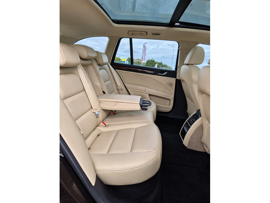 2015 Skoda Superb 2L Diesel For Sale Images