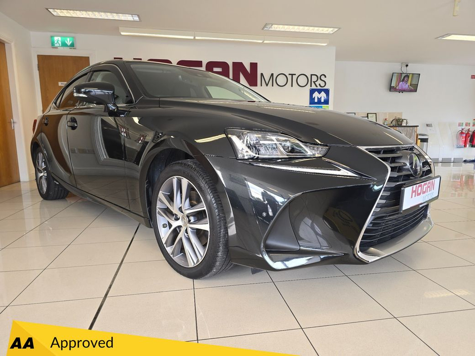 2019 Lexus IS 300 h