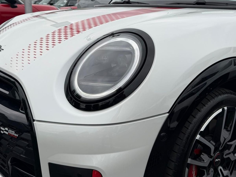 2026 MINI Hatch 2L Petrol For Sale Images