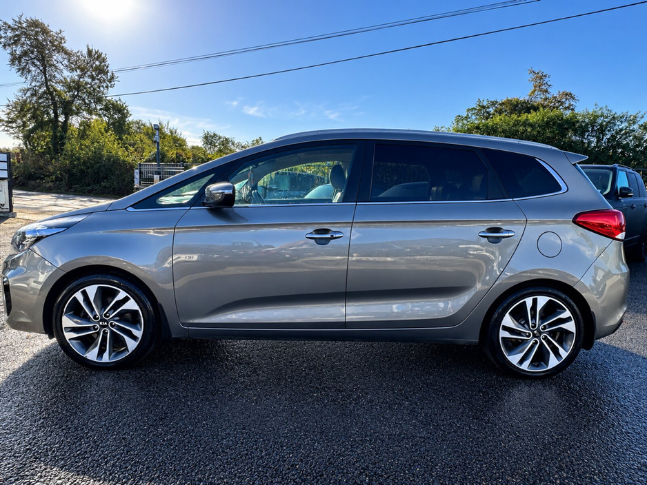 2017 Kia Carens 1.7L Diesel For Sale Images