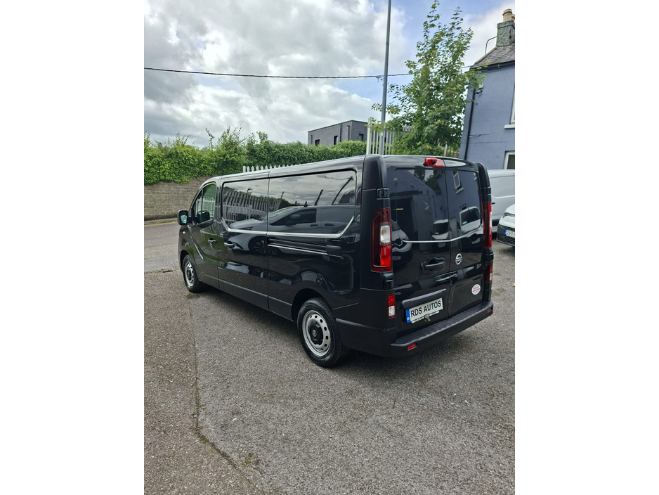 2021 Nissan NV300 2L Diesel For Sale Images
