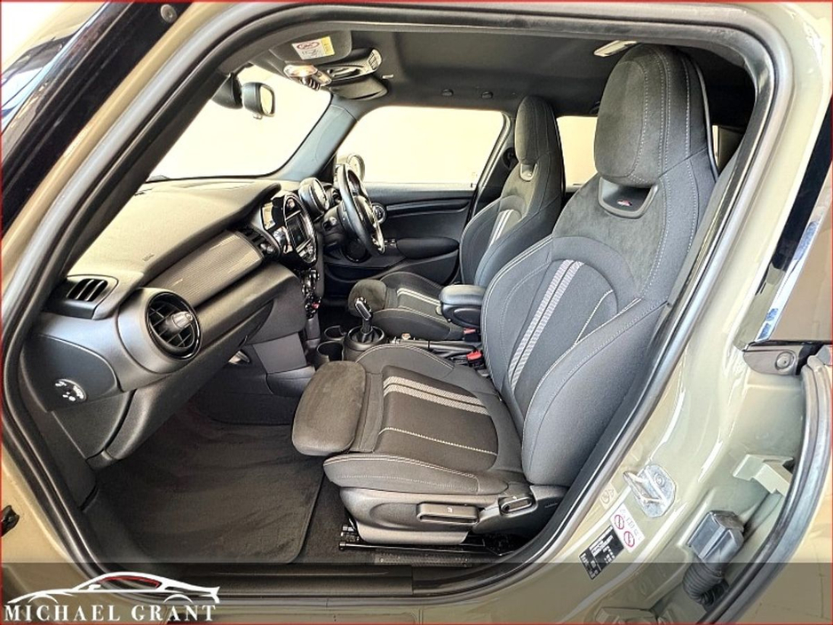 2020 MINI Hatch 1.5L Petrol For Sale Images