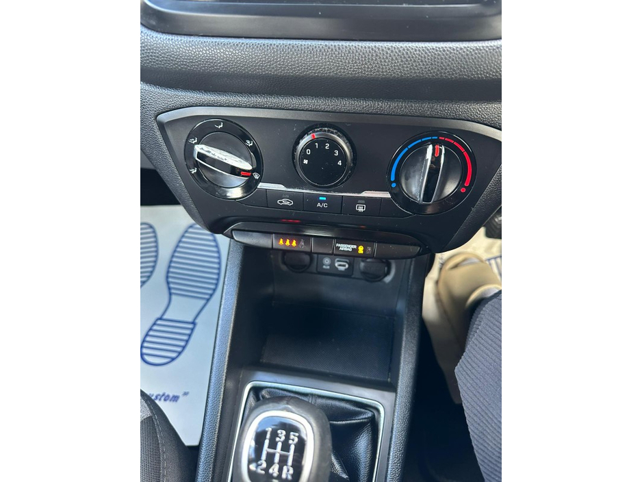 Hyundai i20 ACTIVE DELUXE 5DR — thumbnail 12
