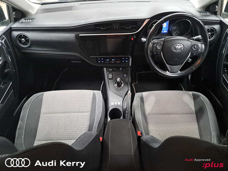 Toyota Auris HYBRID LUNA SPORT 4DR AUTO — thumbnail 12