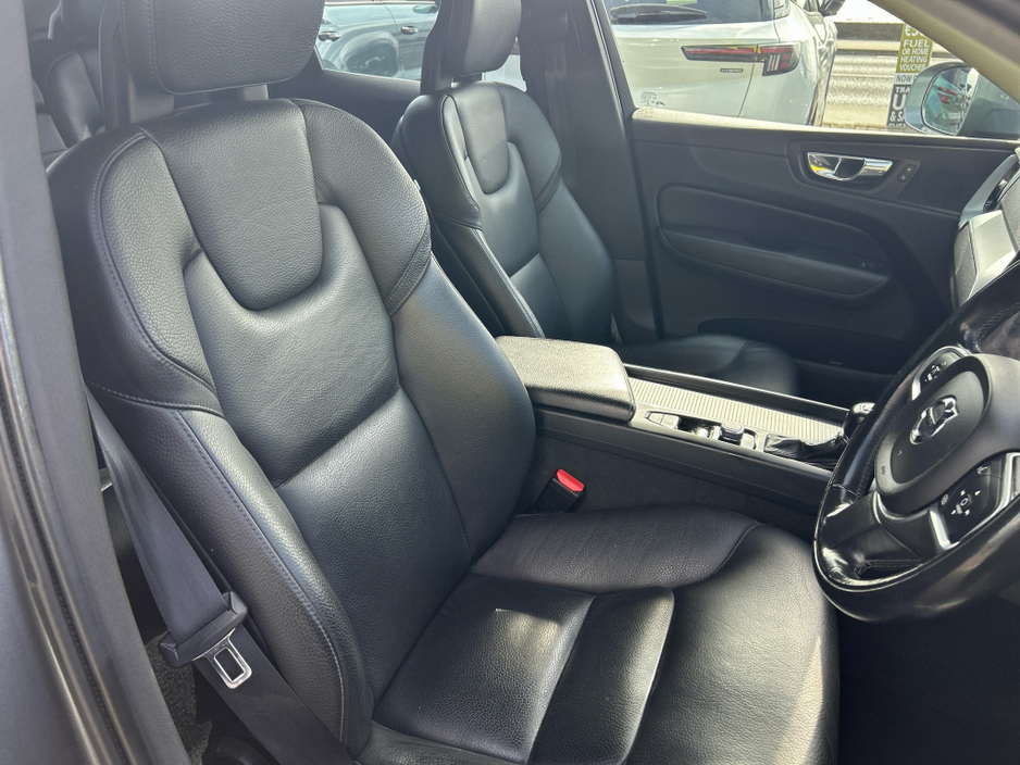 2018 Volvo XC60 2L Diesel For Sale Images