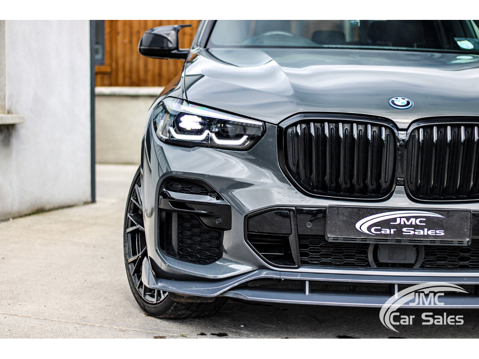 2023 BMW X5 3L Petrol Plug-in Hybrid For Sale Images