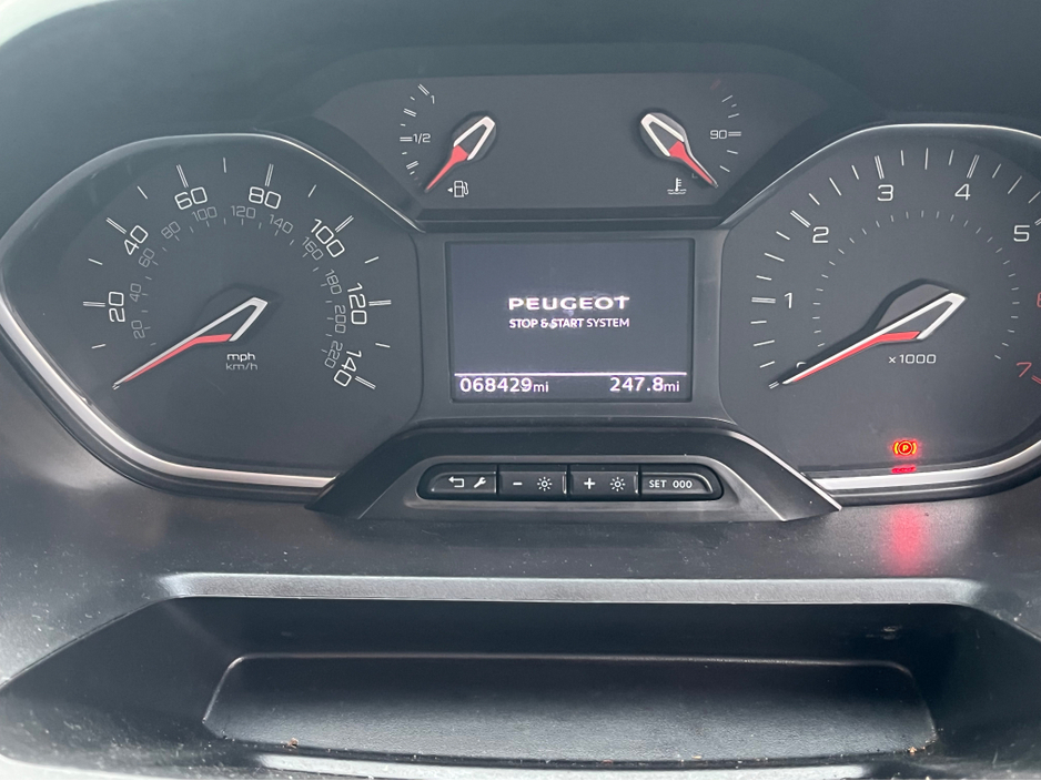 2023 Peugeot Partner 1.5L Diesel For Sale Images