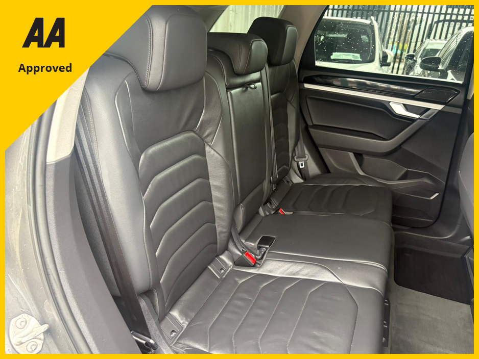 2019 Volkswagen Touareg 3L Diesel For Sale Images