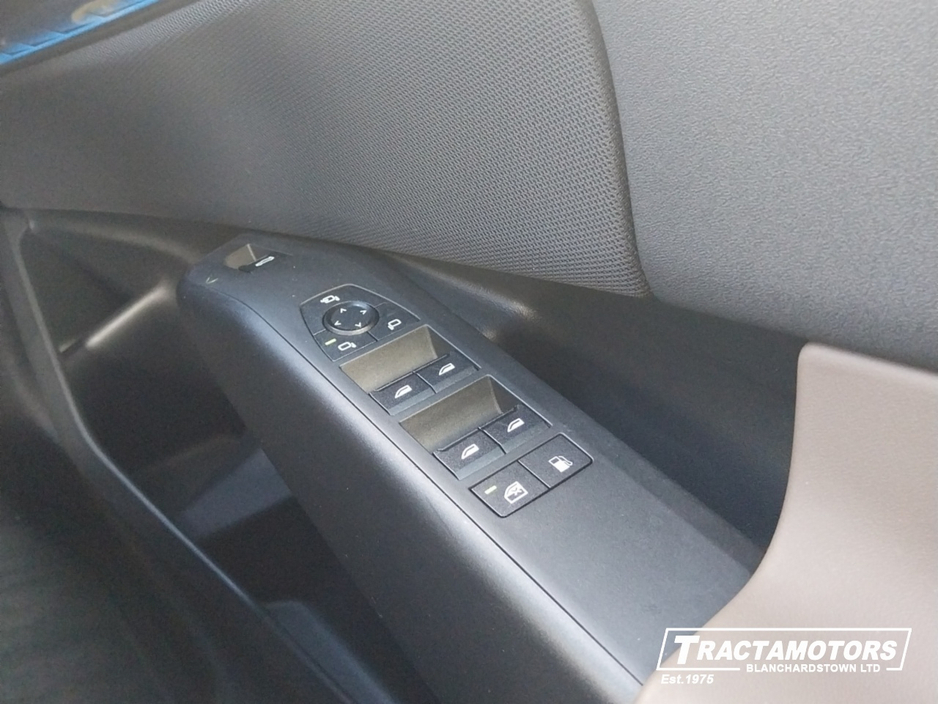 2025 BMW X3 2.0L Petrol Plug-in Hybrid For Sale Images