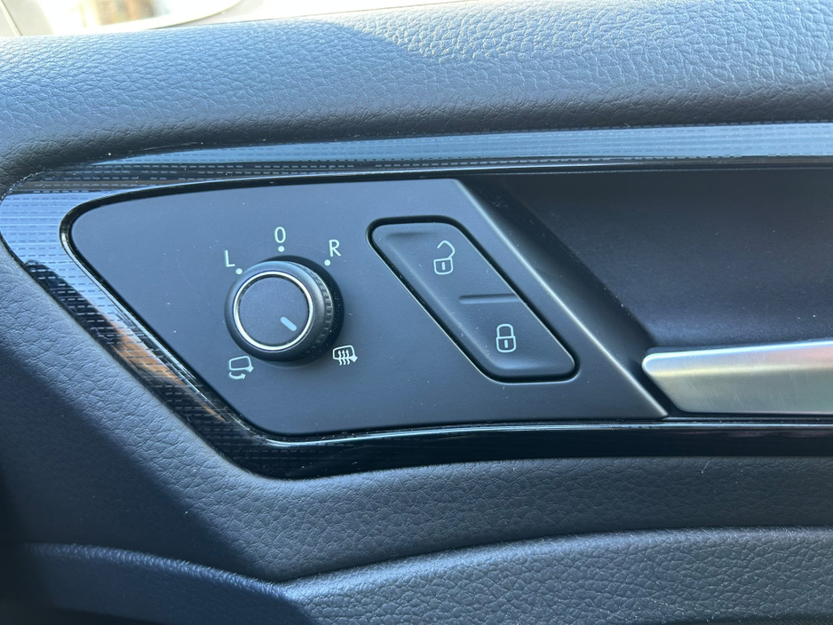 2019 Volkswagen Golf 1.6L Diesel For Sale Images