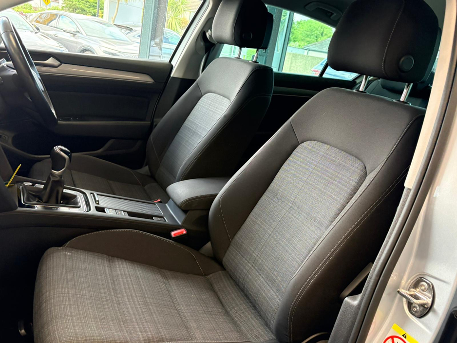 2022 Volkswagen Passat 2L Diesel For Sale Images
