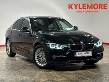 BMW 3 Series 330e 2.0 HYBRID - MULTI FUNCTION STEERING WHEEL - CRUISE CONTROL - LANE KEEP ASSIST - HEATING / AC CONTROLS - HEATED SEATS - REVERSE CAMERA - ELECTRIC