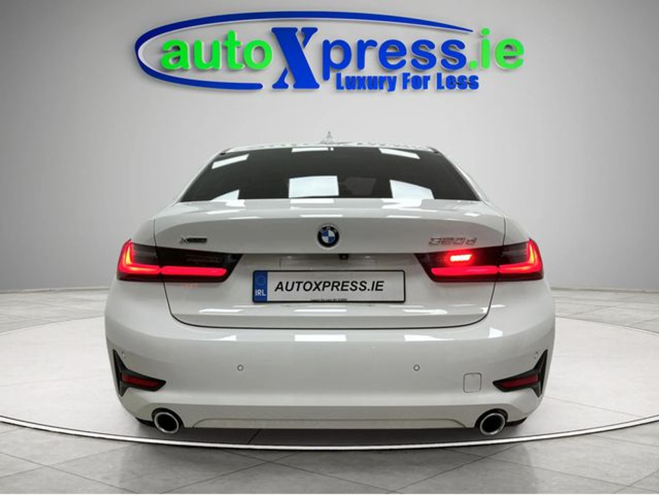 BMW 3 Series 320D xDrive Automatic. — thumbnail 9
