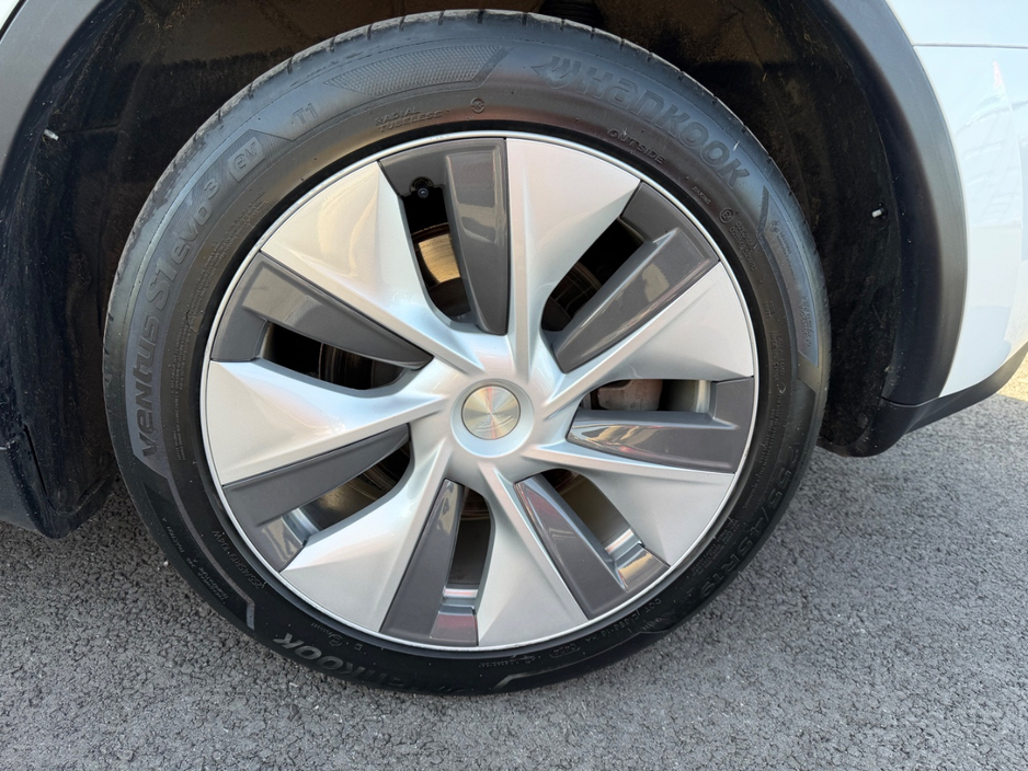 2024 Tesla Model Y 0L Electric For Sale Images