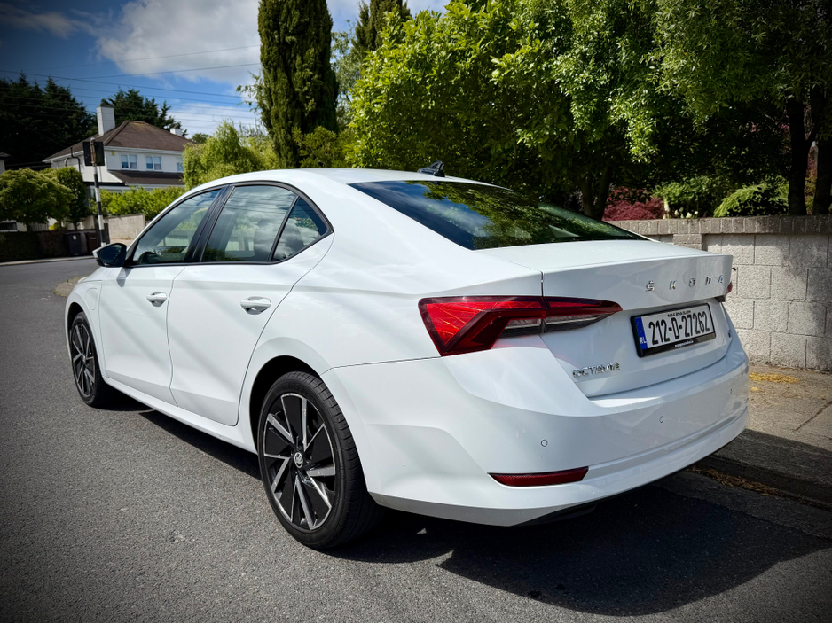 2021 Skoda Octavia 1.4L Petrol Plug-in Hybrid For Sale Images
