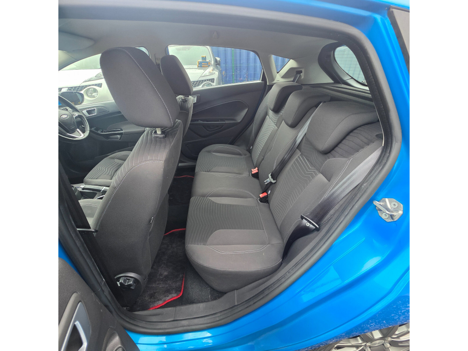 Ford Fiesta — thumbnail 15