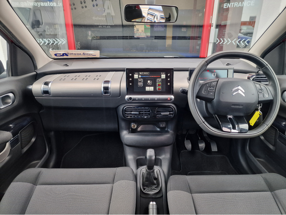 Citroen C4 Cactus 1.2 PURETECH **LOW MILAGE, FULLY SERVICED** — thumbnail 27