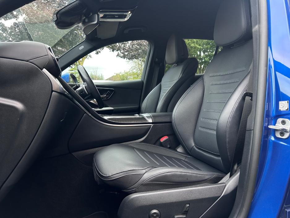 2023 Mercedes-Benz GLC Class 2L Petrol Plug-in Hybrid For Sale Images