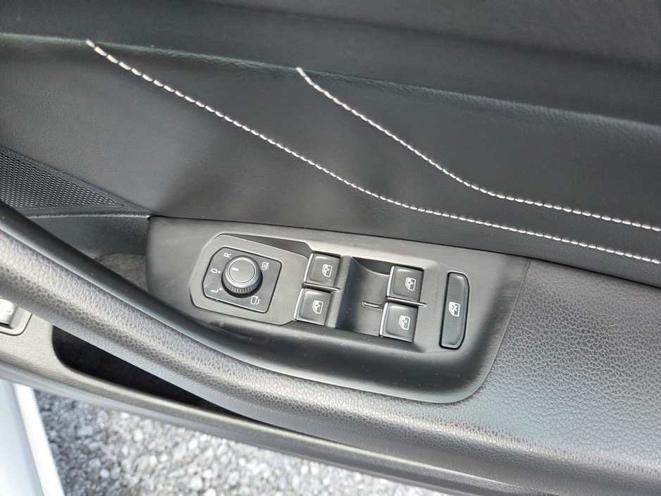 2022 Volkswagen Passat 1.4L Hybrid For Sale Images