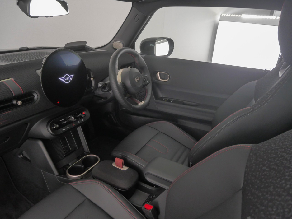 2025 MINI Cooper 2L Petrol For Sale Images