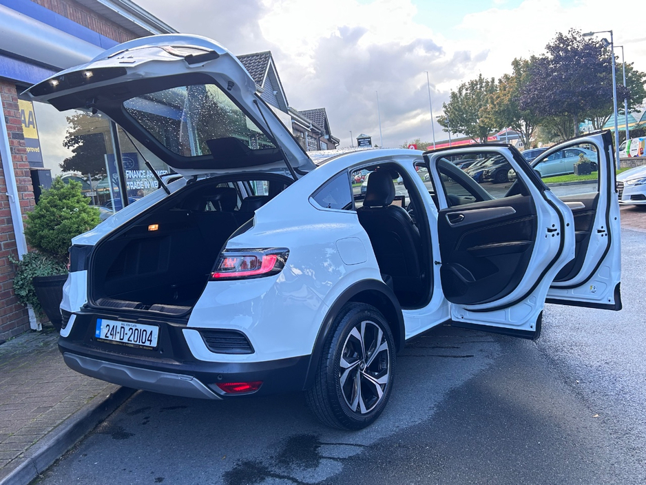 2024 Renault Arkana 1.6L Petrol For Sale Images