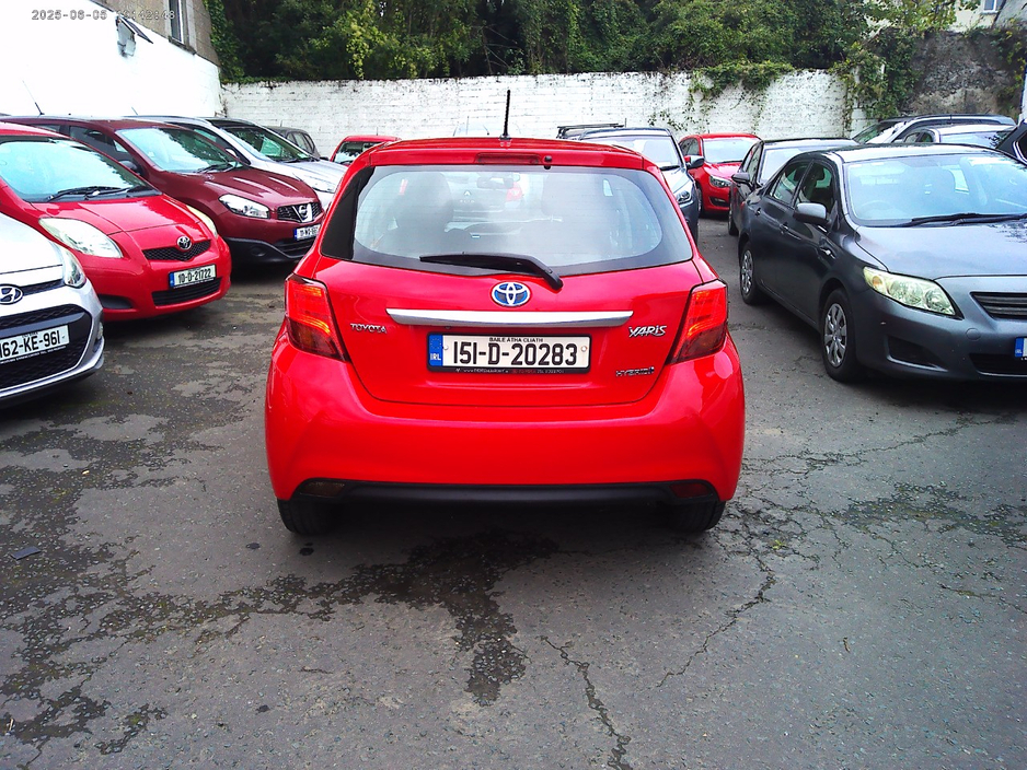 2015 Toyota Yaris 1.5L Petrol Hybrid For Sale Images
