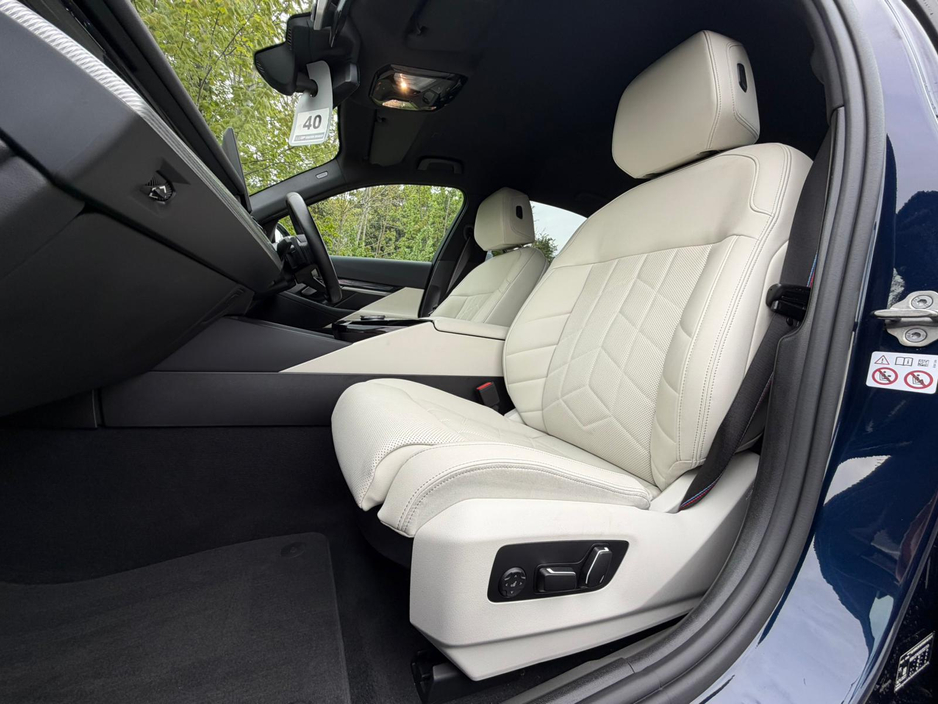 2024 BMW 5 Series 3L Petrol Plug-in Hybrid For Sale Images