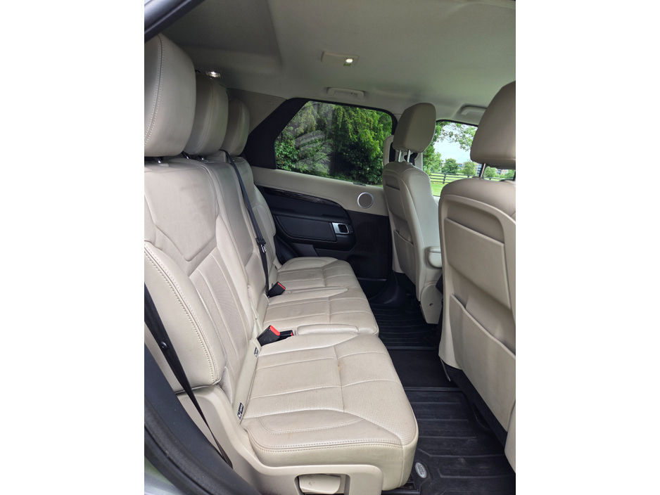 2018 Land Rover Discovery 2L Diesel For Sale Images