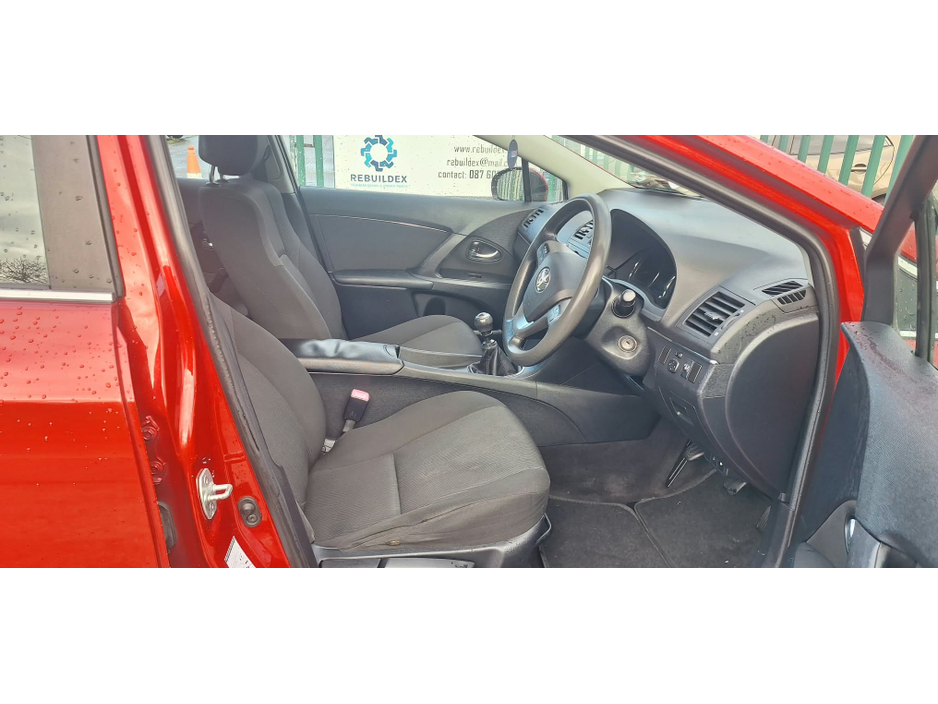 2011 Toyota Avensis 2L Diesel For Sale Images