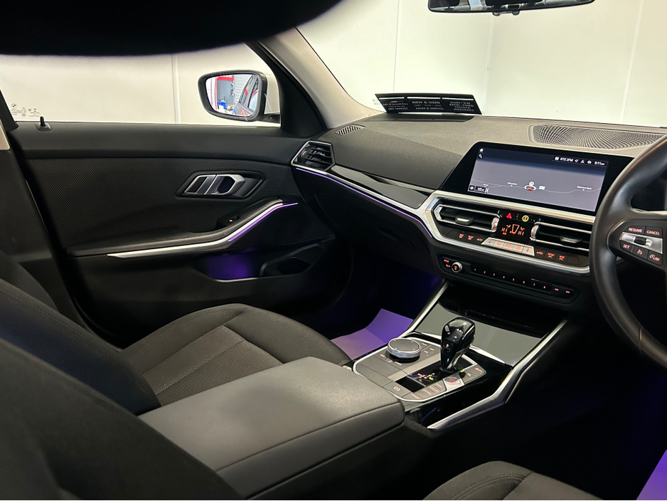 2021 BMW 3 Series 2.0L Diesel Hybrid For Sale Images