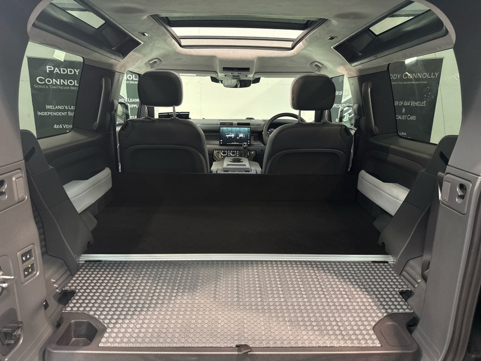 2024 Land Rover Defender 3L Diesel For Sale Images