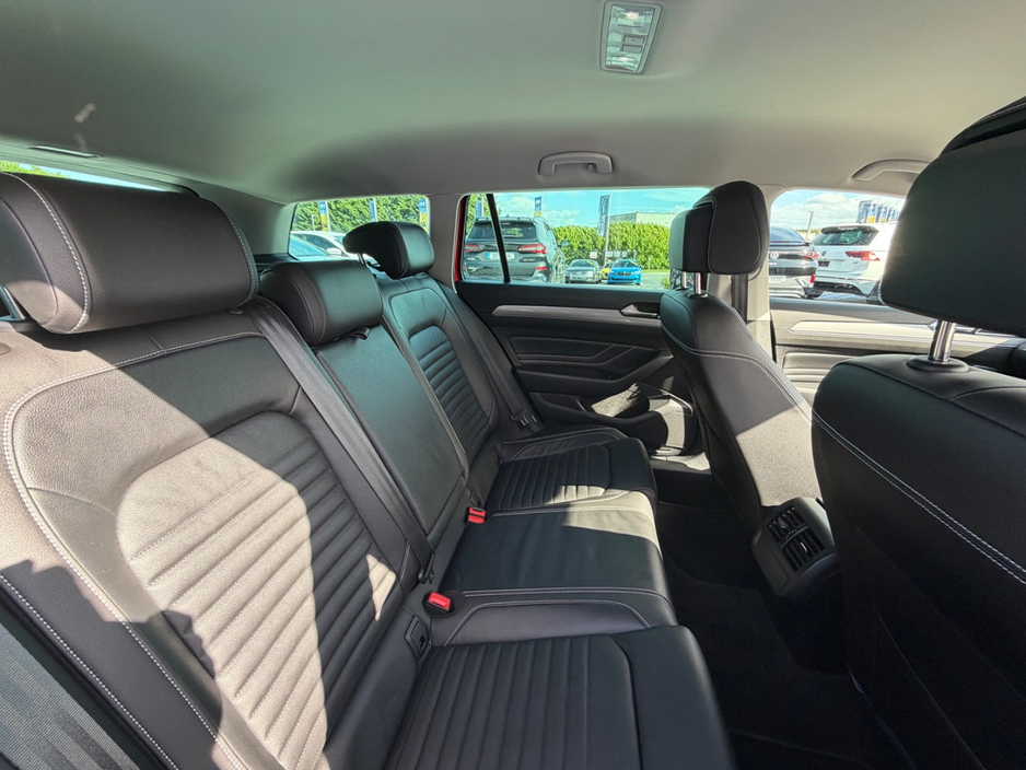 2022 Volkswagen Passat 1.4L Hybrid For Sale Images
