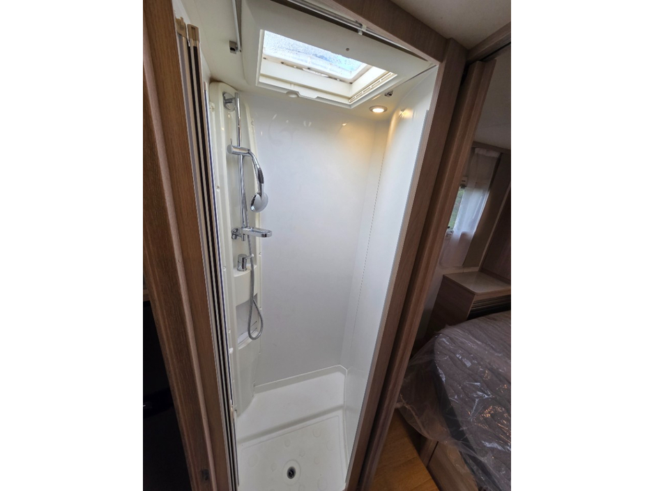 2018 Rapido Serie 8F 2.3L Diesel For Sale Images