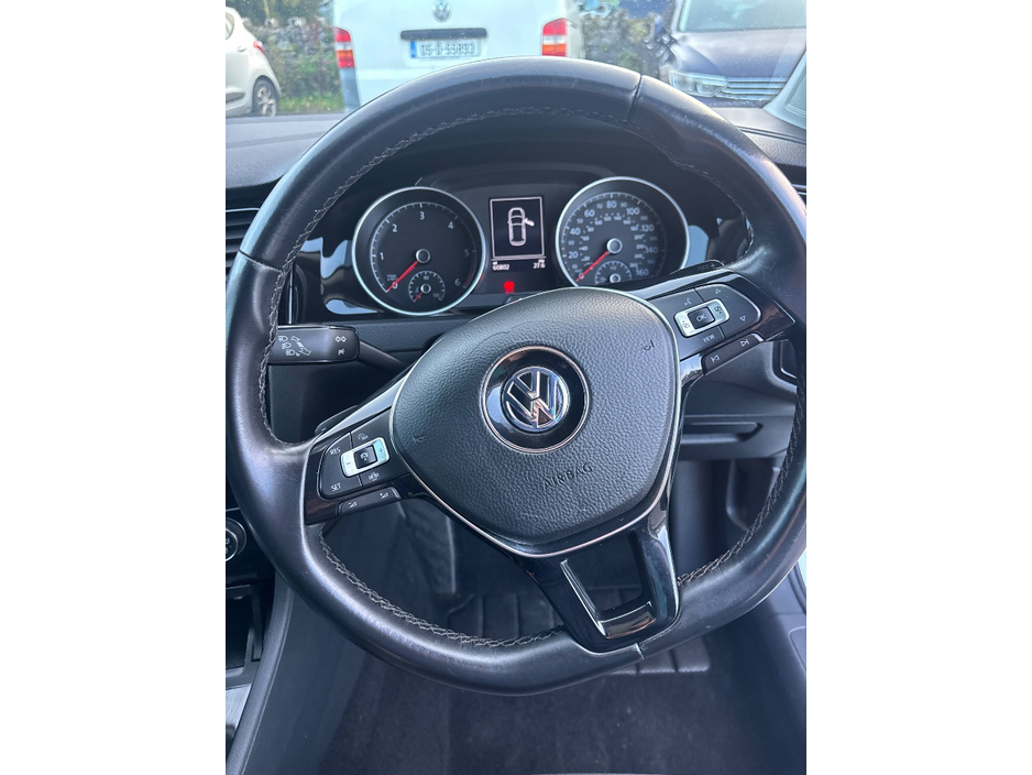 2019 Volkswagen Golf 2L Diesel For Sale Images