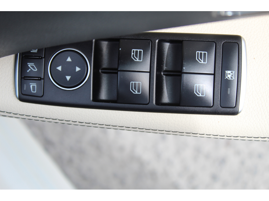 2014 Mercedes-Benz E Class 2.1L Diesel For Sale Images