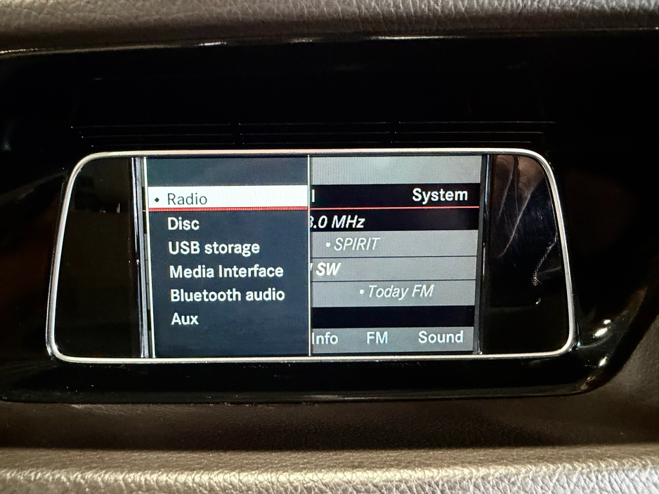2014 Mercedes-Benz E Class 2.1L Diesel For Sale Images
