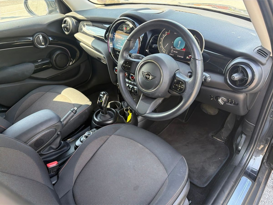 2024 MINI Hatch 1.5L Petrol For Sale Images