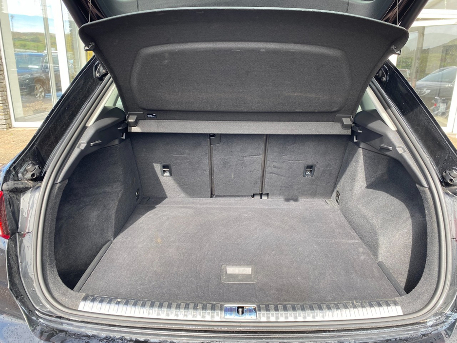 2022 Audi Q3 2L Diesel For Sale Images