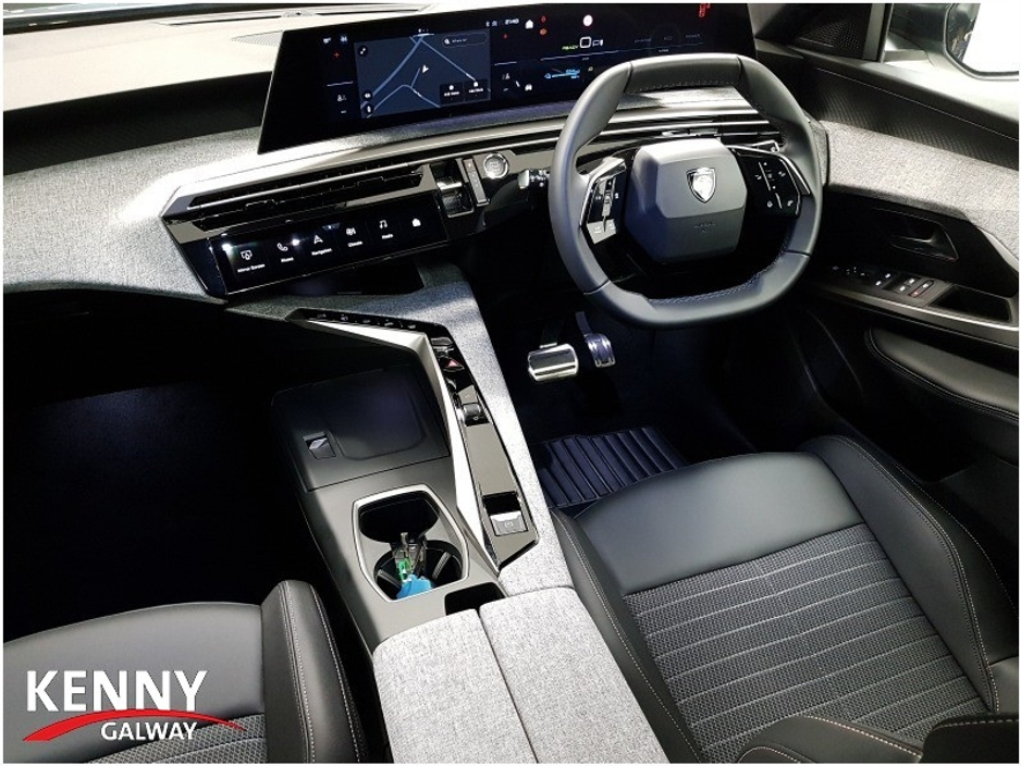 2025 Peugeot 3008 1.2L Petrol Hybrid For Sale Images