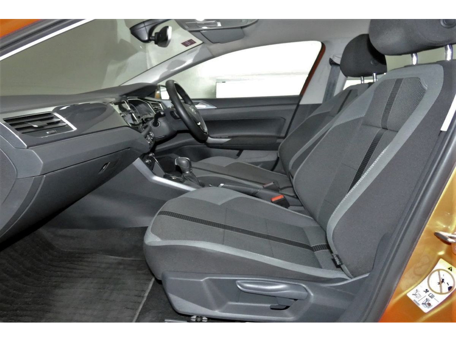 Volkswagen Polo 1.0 TSI DSG COMFORTLINE *CARPLAY*ANDROID*REVERSE CAM*PARK SENSORS* — thumbnail 15