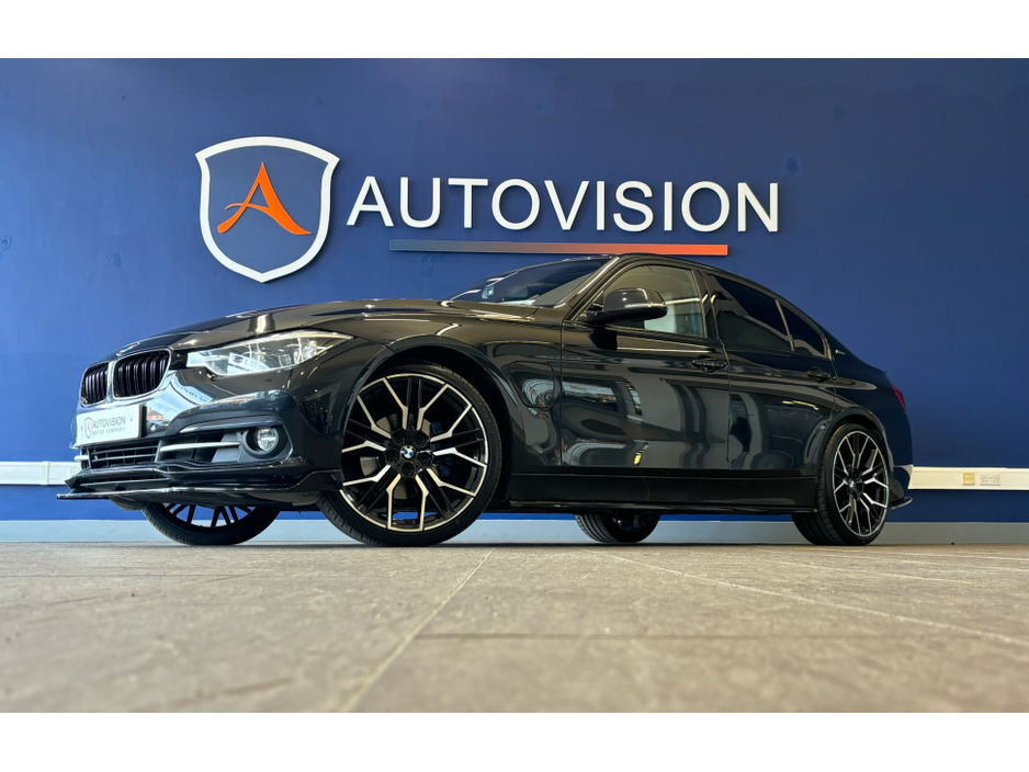 BMW 3 SERIES