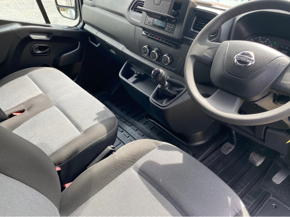 2021 Nissan NV400 2.3L Diesel For Sale Images