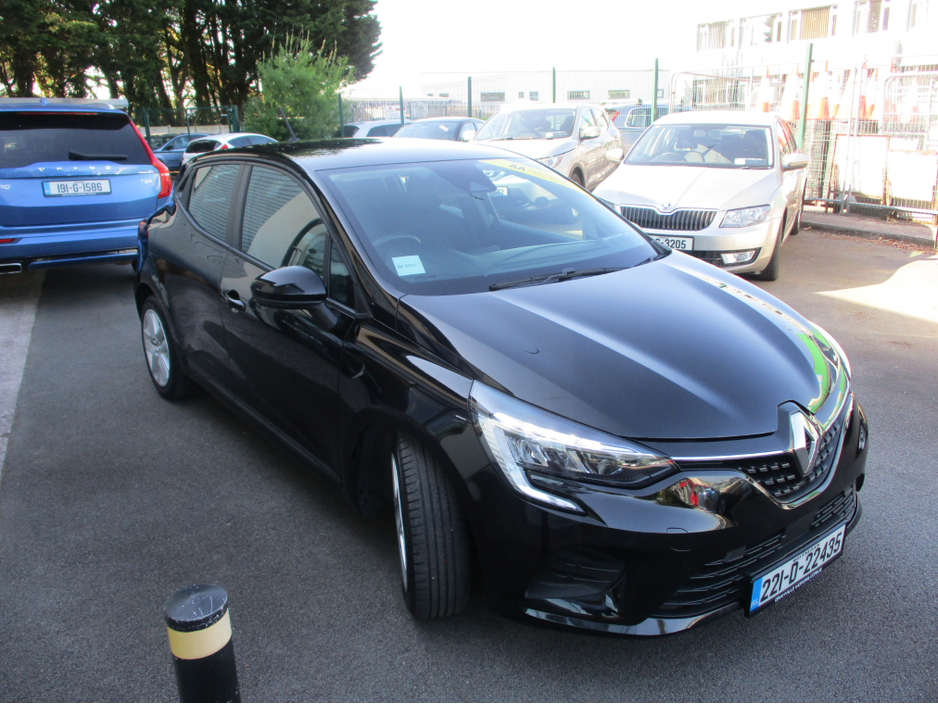 2022 Renault Clio 1L Petrol For Sale Images
