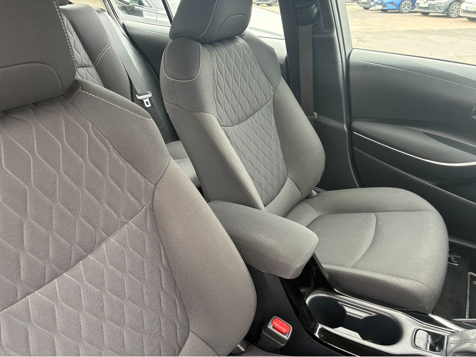 2022 Toyota Corolla 1.8L Petrol Hybrid For Sale Images