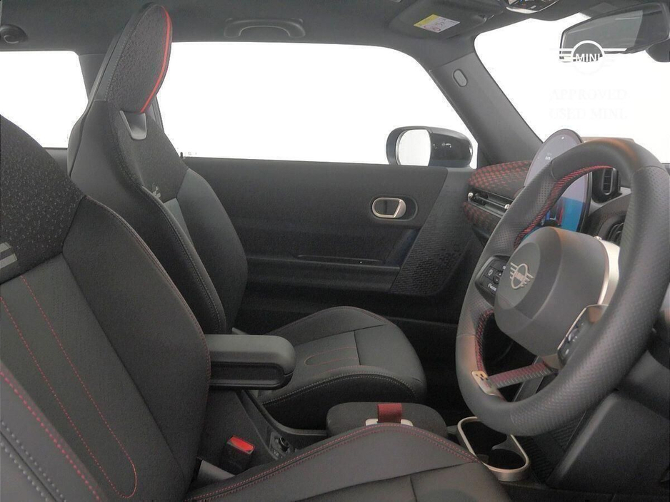 2026 MINI Hatch 1.5L Petrol For Sale Images