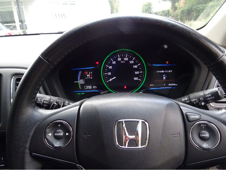 2015 Honda Vezel 1.5L Hybrid For Sale Images