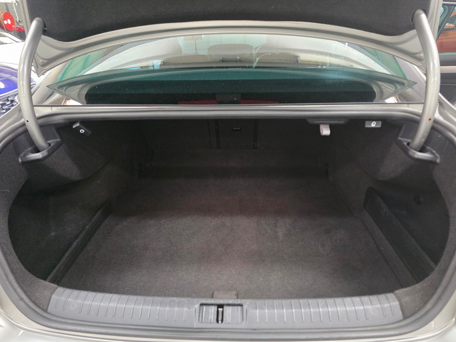 2015 Volkswagen Passat 1.6L Diesel For Sale Images